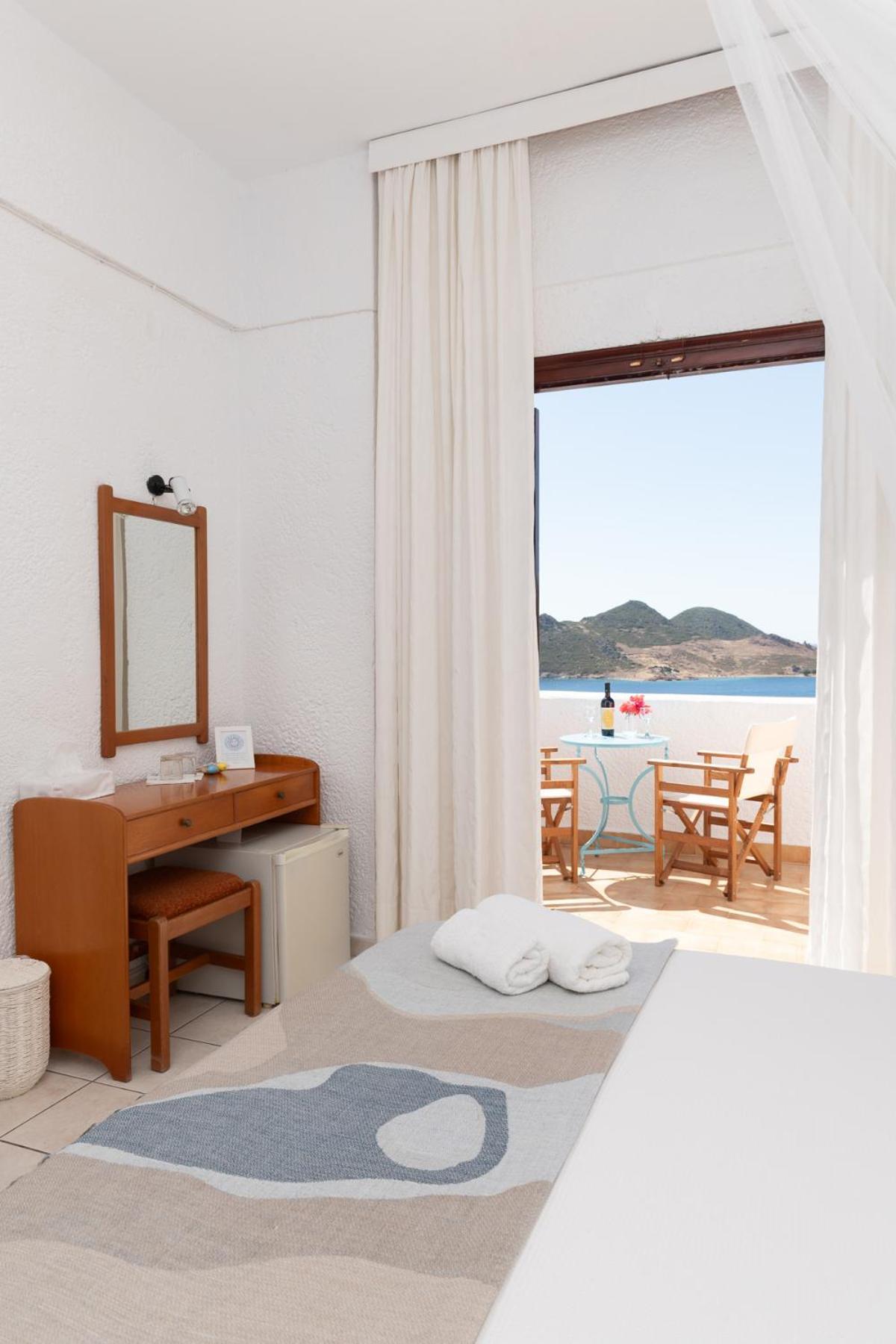 Golden Sun Hotel Patmos المظهر الخارجي الصورة